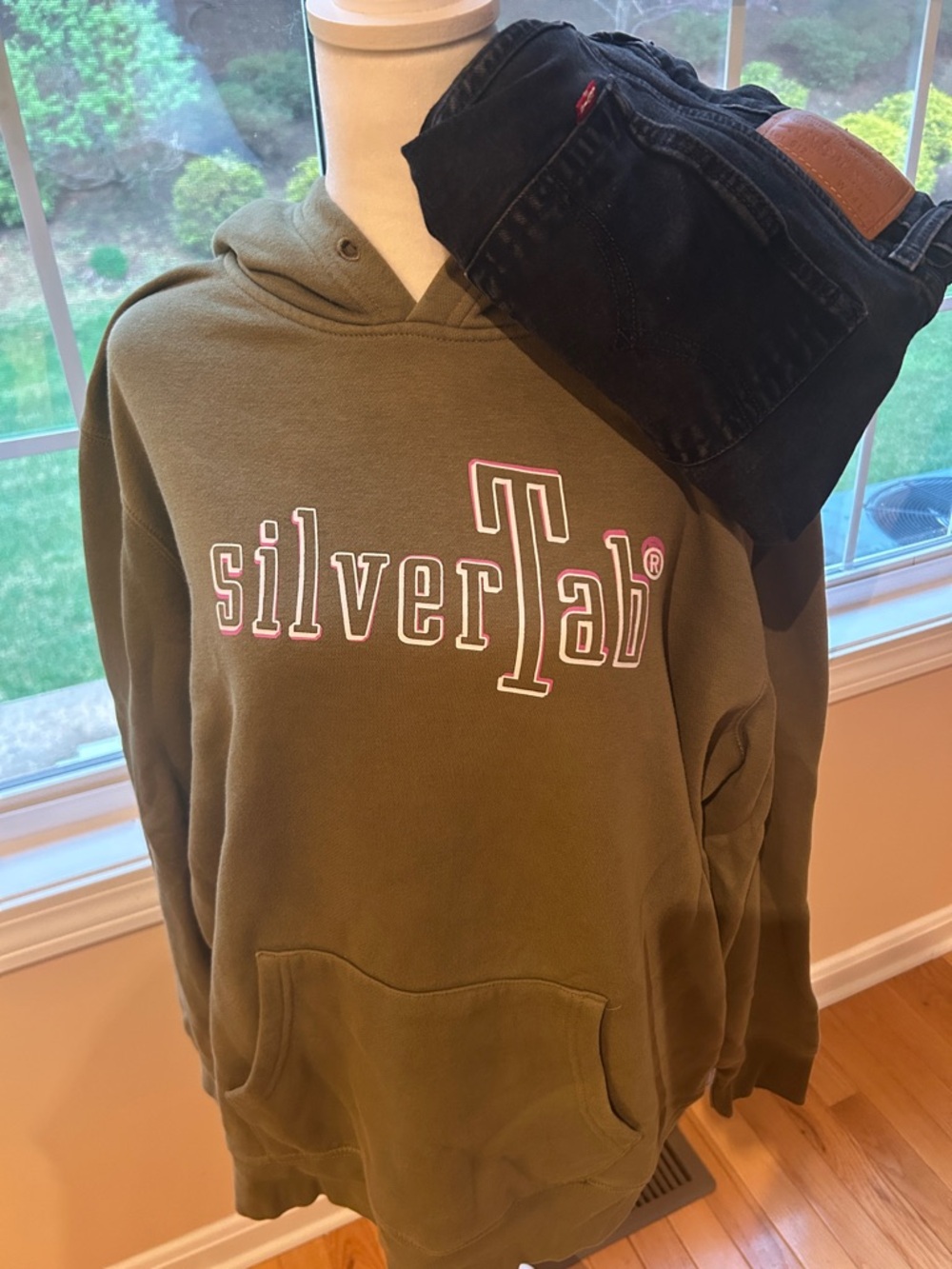 Levi's Black Jeans with Olive Green Hoodie Set